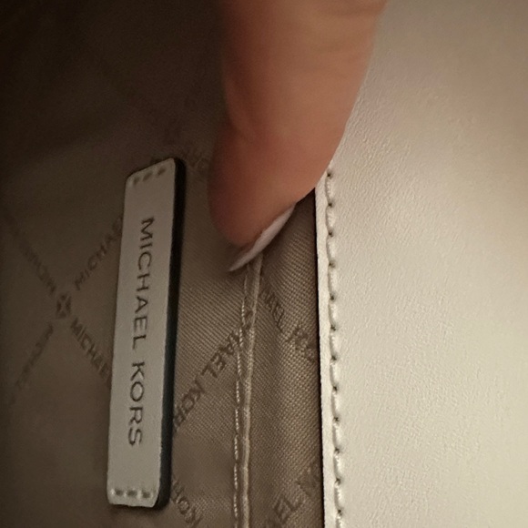 Michael Kors Whitney NWT Black and White Crossbody Bag w Silver Studs Hardware - Picture 12 of 12